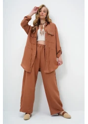 Trend Alaçatı Stili بدلة سفاري نسائية بنية بجيب مزدوج وبنطلون Aerobin واسع الساق بخصر مطاطي Ymx8448