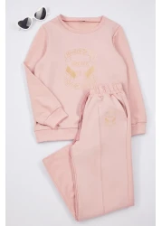 TRENDYOLKIDS طقم علوي وسفلي محبوك بشعار Dried Rose للفتيات TKDAW25AU00138