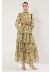  Modest فستان منسوج من الشيفون باللون الأخضر مع طية صدر السترة وحزام TCTSS25EB00062