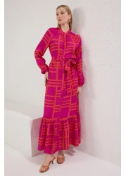  Modest فستان فيسكوز منسوج بطباعة هندسية مع حزام فوشيا TCTSS25EB00086