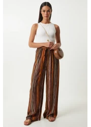Happiness İstanbul بنطلون بالازو فسكوزي منقوش باللون البني للنساء EN00606