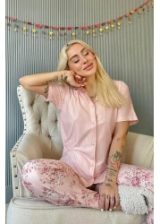 Pijamaevi طقم بيجامة نسائية بأكمام قصيرة وأزرار أمامية حصرية من Mercan Florado
