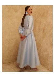 Kayra فستان من التفتا مزين بالزهور باللون الأزرق