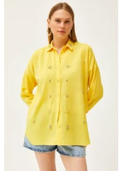 Olalook قميص نسائي منسوج ذو ياقة صفراء وستة ألوان بيضاوية من الأمام GML-19001149