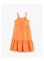 Koton فستان أساسي متوسط الطول بحزام من القماش المشروط