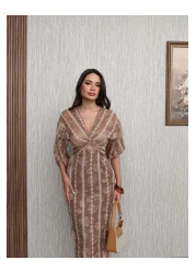 ESRAHELVACI فستان ميدي بأكمام على شكل بالون مكشكش