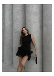 sajarsln فستان Saja Rsln Scuba من قماش الكريب مع تنورة من التول المكشكش ومزين بالليكرا