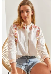 Bianco Lucci قميص كتان نسائي مطرز بياقة القاضي60171050