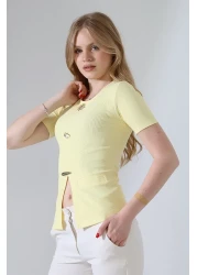 Butik Beyza Lycra Blouse with Sun Button Detail