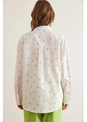 Olalook قميص منسوج بوي فريند مطبوع بالليمون الأبيض للنساء GML- 19001299