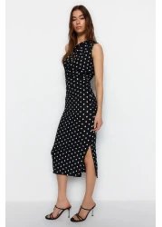  Collection فستان أسود مطبوع بكتف واحد غير متماثل برباط مفصل محبوك TWOSS23EL02182