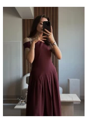 tugenatelier فستان طويل بتصميم نموذجي من PINTEREST باللون العنابي