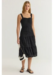  Collection فستان أسود منسوج مبطن بخصر متوسط الطول TWOSS23EL00156