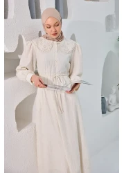 LOCCO Women's Baby Collar Lace Detailed Hijab Dress Ecru