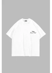 Sekizbiraltı تي شيرت أبيض كبير الحجم مطبوع عليه نادي فيغاس للتنس للجنسين