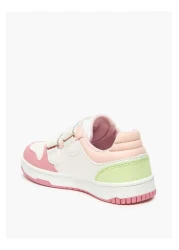 Little Missy حذاء رياضي بألوان متباينة مزود بخطاف وحلقة للإغلاق