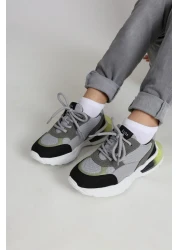 kids A more حذاء رياضي أسود للأولاد - شبكة وولف إير وجلد نباتي