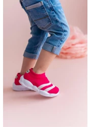 First Step حذاء رياضي خفيف للغاية بنعل ميموري فوم للأطفال تريكو رياضي فوشيا مع خطوط بيضاء -M-1002