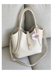 BAGLOVİS حقيبة كتف نسائية من YAVRU مع تفاصيل قفل أمامي إضافي