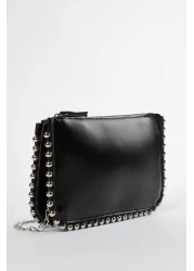  Shoes حقيبة محفظة نسائية سوداء مرصعة بحزام متقاطع TWOAW25OC00005