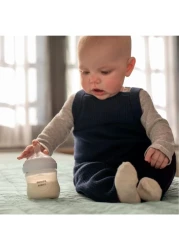 Philips Avent Natural Response Baby Milk Bottle For Newborns And Up BPA Free, 250ml