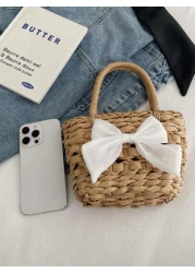 The New Mini Woven Bow Handbag With A Minimum Of 1 Piece Is Stylish And Avant Garde With Ample Capacity And Comfortable Touch It Has Strong Practicality And Is Suitable For Both Boy And Girl To Use Fo