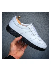 Martinetto أحذية رجالية عادية من الجلد الأبيض