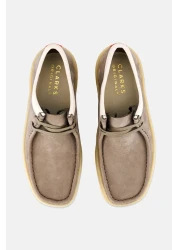 CLARKS Men Wallabee Cup Lace Up Casual Shoes, Grey Combo