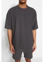  Collection Limited Edition Basic Smoked Oversize/Wide Cut Textured Anti-Crease Ottoman T-Shirt Tmnss23Ts00081
