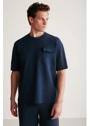 GRIMELANGE تيشيرت رجالي باللون الأزرق الداكن بجيوب من Artur وقماش سميك ذو ملمس خاص