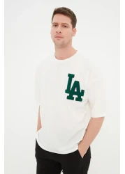  Collection تي شيرت قطني كبير الحجم مطرز من Ecru Süzene City - TMNSS22TS2268