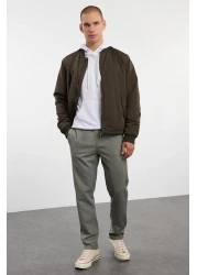  Collection نسيج كاكي مرن ومريح - خصر مربوط، بنطال ذو أرجل مزدوجة TMNAW25PL00002