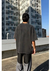 Flaw Wear تي شيرت مطرز بحجر حمض كبير الحجم