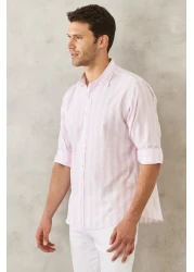 AC&Co / Altınyıldız Classics قميص رجالي ذو ياقة كلاسيكية باللونين الأبيض والوردي وقصة مريحة مصنوع من القطن بنسبة 100%