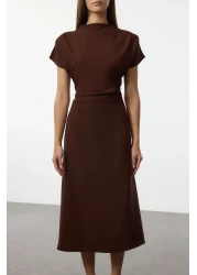  Collection A-Line Midi Dress - Brown, Degaje Collar, Crepe Woven Twoaw25El00393
