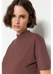  Collection تي شيرت منسوج بياقة واقفة أساسي من القطن بنسبة 100% مكون من قطعتين باللون البني والبيج TWOSS20TS1500