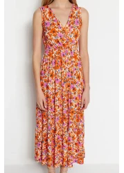  Collection فستان برتقالي منقوش بياقة على شكل حرف V بدون أكمام على شكل حرف A فستان محبوك طويل TWOSS22EL1588