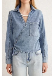  Collection قميص أزرق مزدوج الصدر من قماش الدنيم TWOSS25GO00023