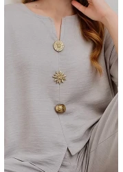 Trend Alaçatı Stili Women's Gray V-Neck Metal Gold Button Detailed Aerobin Linen Blouse and Trousers Set Alc-X14122