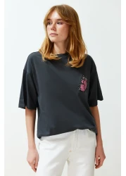  Collection Anthracite Front and Back Printed Oversize/Wide Fit Crew Neck Knitted T-Shirt TWOSS24TS00119