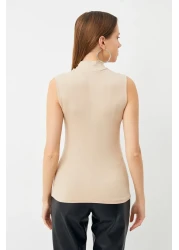 Bipantolon جسم نسائي كريمي بدون أكمام