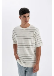 Defacto تي شيرت قطني مخطط ذو أكمام قصيرة وياقة دائرية بمقاس قياسي D3581ax24sm