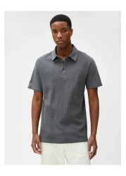 Koton تيشيرت بياقة بولو وأزرار بارزة الملمس وأكمام قصيرة