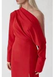 Hiccup فستان متوسط ​​الطول بفتحة غير متماثلة