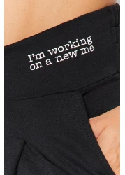  Collection بنطال محبوك بطبعة سوداء بأرجل واسعة/قصة مريحة وخصر غير متماثل TWOAW23PL00389