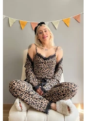 Pijamaevi طقم بيجامة بيغاسوس مع رداء نسائي بنقوش الفهد باللون البني
