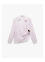 Koton بلوزة مزدوجة الصدر بأكمام طويلة وقصة غير متماثلة مع تفاصيل إكسسوارات معدنية