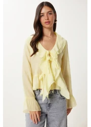 Lovelyİstanbul بلوزة مودال شفافة وخفيفة الوزن ذات أطراف مكشكشة