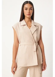 Happiness İstanbul طقم بالازو محبوك بلون كريمي للنساء - سترة بحزام BY00055