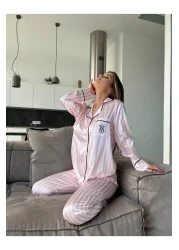 Victoria __طقم بيجامة من قماش الساتان من موديلات فيكتوريا سيكريت مقاس 2 بوصة